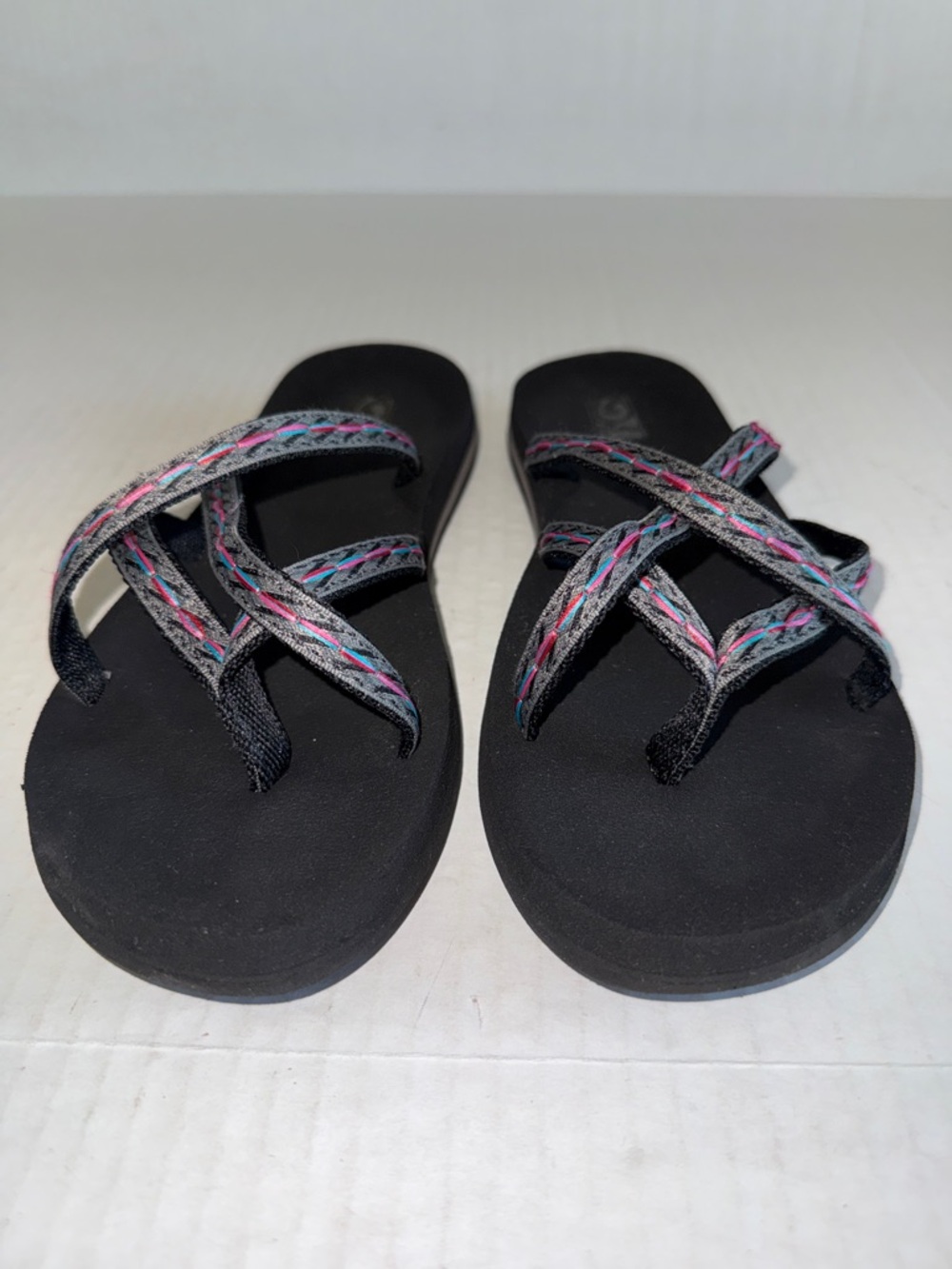 Teva Olowahu Flip Flop Sandals - Picture 7 of 11
